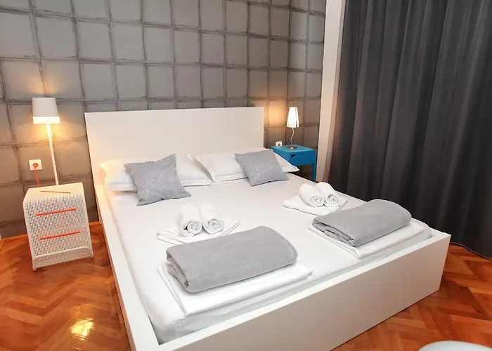 Happy Dreams Near The And Old Town *