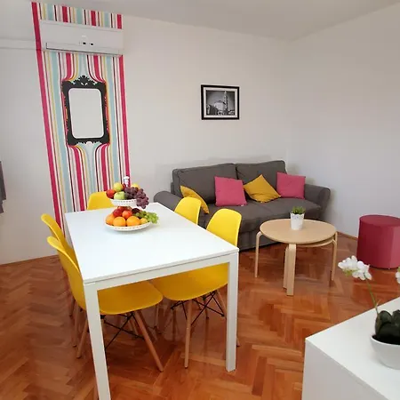 Happy Dreams Apartment Near The Beach And Old Town Apartment