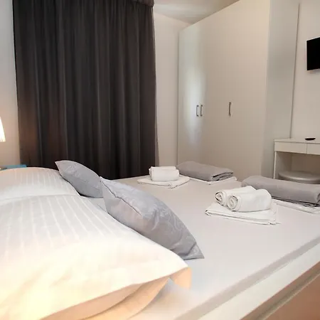 Happy Dreams Apartment Near The Beach And Old Town