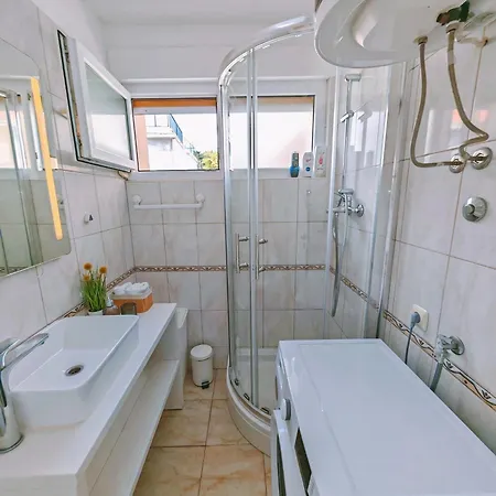 Happy Dreams Apartment Near The Beach And Old Town Apartment